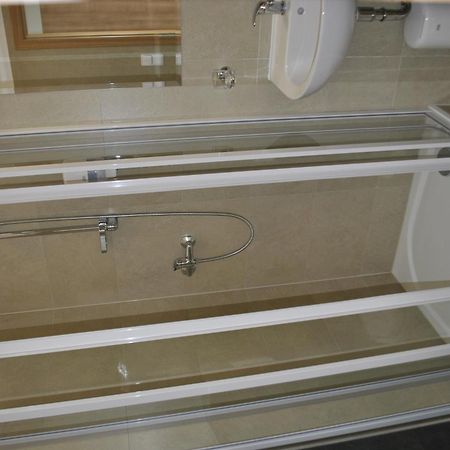 Hotel Golf Jezera Ostrožská Nová Ves エクステリア 写真