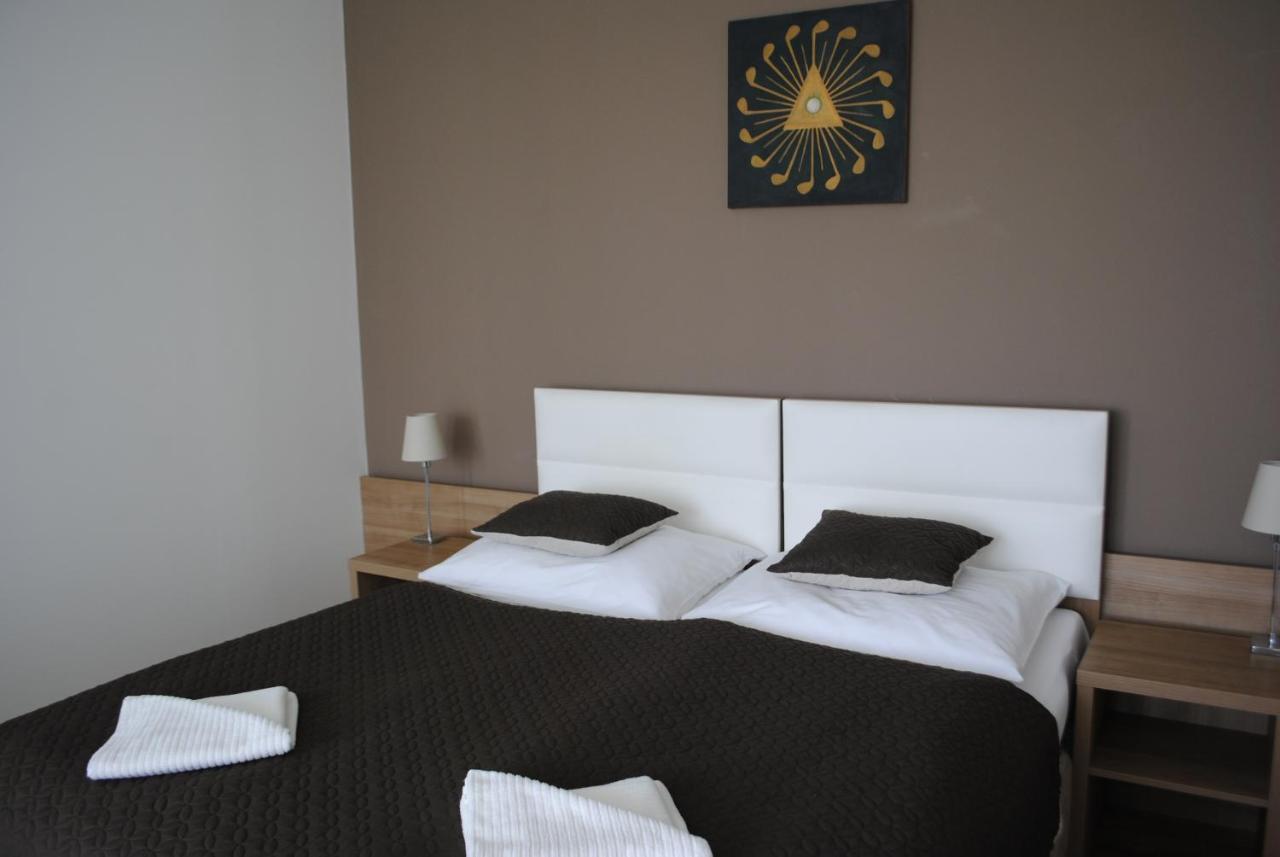 Hotel Golf Jezera Ostrožská Nová Ves エクステリア 写真